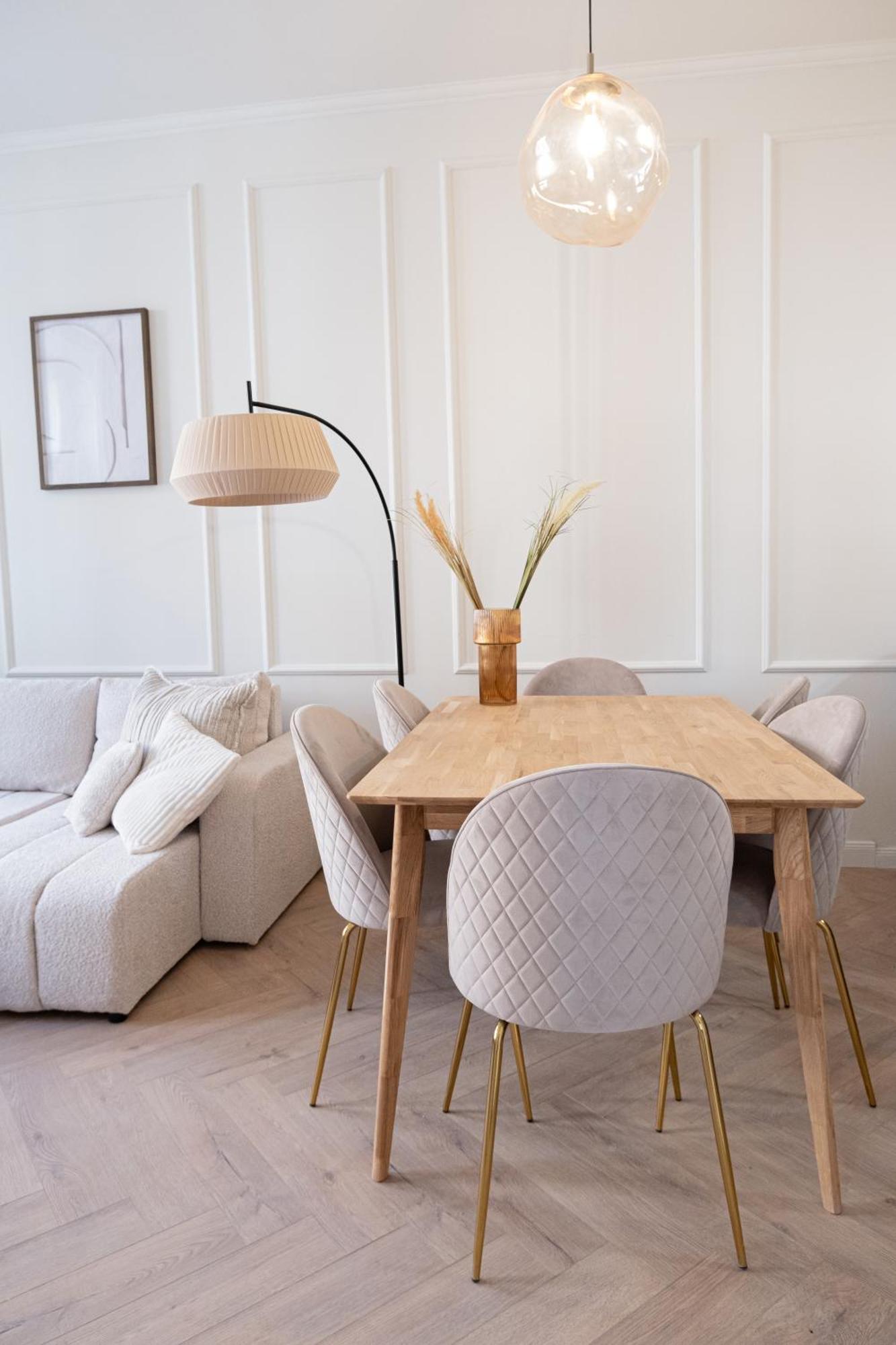4 Minutes National Theather Apartment, Apartamento