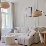 4 Minutes National Theather Apartment, Prague
